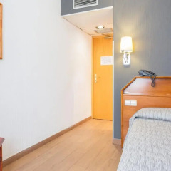 Hotel Cortes 2* Стандартный номер
