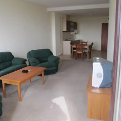 Отель Sea Apartments - Different Locations in Golden Sands Болгария, Золотые пески - отзывы, цены и фото номеров - забронировать отель Sea Apartments - Different Locations in Golden Sands онлайн комната для гостей фото 5