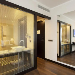 Quentin Boutique Hotel 4* Улучшенный номер с различными типами кроватей фото 21