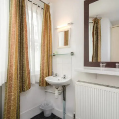 Earls Court Hotel 2* Стандартный номер с различными типами кроватей (общая ванная комната) фото 2