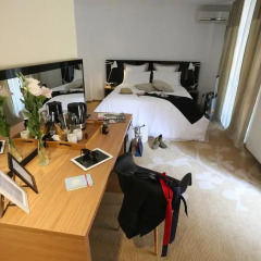 Апартаменты Rooms & Apartments Henrik в номере