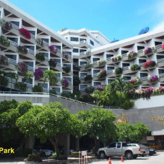 Отель City Beach Resort парковка
