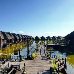 Отель Myanmar Treasure Resort Inle 4* Номер Делюкс с различными типами кроватей фото 6