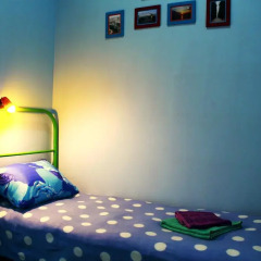 Hostel Aquarel Кровать в общем номере с двухъярусной кроватью фото 44