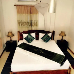 Отель Villa Oasis Luang Prabang 3* Улучшенный номер с двуспальной кроватью фото 5