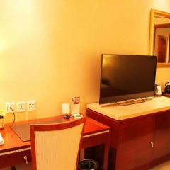 Jin Jiang Pine City Hotel 4* Стандартный номер с различными типами кроватей фото 8