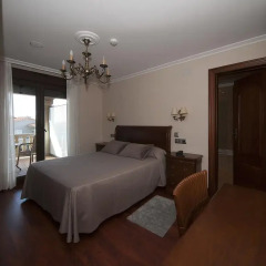 Отель Pensión Residencia A Cruzán - Adults Only 3* Стандартный номер с различными типами кроватей фото 24
