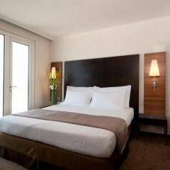 Crowne Plaza Tel Aviv Beach 3* Стандартный номер с различными типами кроватей