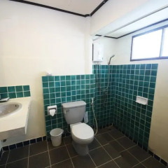 Отель Southern Lanta Resort 3* Бунгало с различными типами кроватей фото 13