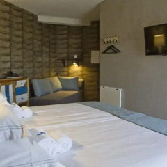 Отель Surfers Lodge Peniche комната для гостей фото 2