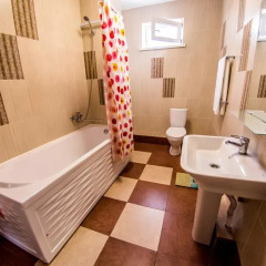 Гостиница VIP apartments V Dyunah Anapy в Анапе отзывы, цены и фото номеров - забронировать гостиницу VIP apartments V Dyunah Anapy онлайн Анапа ванная фото 2