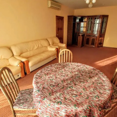 Гостиница Бриз 3* Стандартный семейный номер с двуспальной кроватью