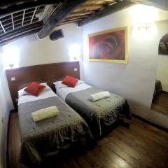 Palladini Hostel Rome Номер с общей ванной комнатой с различными типами кроватей (общая ванная комната)