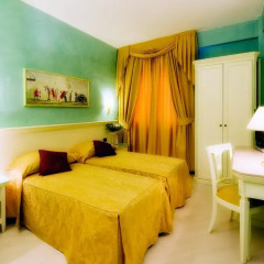 Hotel Bright 3* Стандартный номер с двуспальной кроватью фото 5