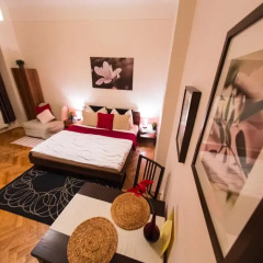 Апартаменты Three Golden Crowns Apartments Апартаменты фото 44