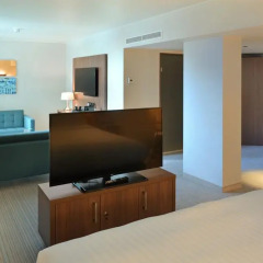 Отель Courtyard by Marriott Brussels EU 4* Люкс с различными типами кроватей фото 2