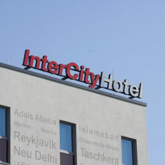Отель Intercityhotel Brandenburg Airport Шёнефельд городской автобус