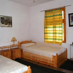 Отель Four Seasons House Боженци комната для гостей