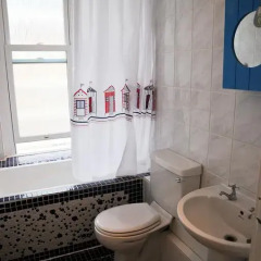 Отель East Beach Apartment Великобритания, Уэртинг - отзывы, цены и фото номеров - забронировать отель East Beach Apartment онлайн ванная