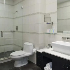 Gansevoort Park Hotel NYC 5* Улучшенный номер с различными типами кроватей фото 5
