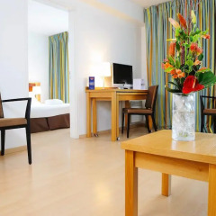 Residhome Appart Hotel Paris-Massy 4* Студия с различными типами кроватей фото 4