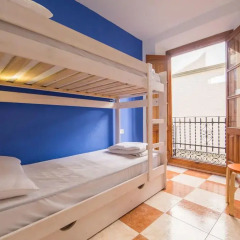 Oh My Hostel Стандартный номер с 2 отдельными кроватями фото 4