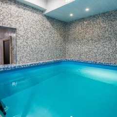 Гостиница Golden Tulip Rosa Khutor (Голден Тюлип Роза Хутор) бассейн
