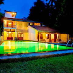 Отель Okvin River Villa 4* Вилла с различными типами кроватей