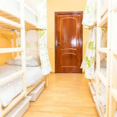 Гостиница Hostels Rus Golovinskiy Кровать в общем номере с двухъярусной кроватью фото 9