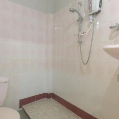 Отель Dinh Thanh Cong Guesthouse ванная