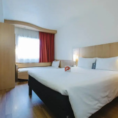 Отель Ibis Madrid Centro комната для гостей фото 5