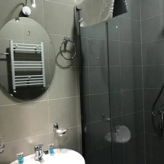 Отель B&B Old Tbilisi 3* Улучшенный номер с различными типами кроватей фото 11