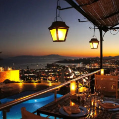Отель The Marmara Bodrum - Adult Only гостиничный бар