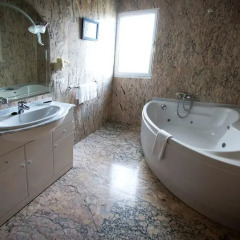 Hotel Alpina 2* Улучшенный номер