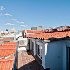 Отель Puerta del Sol VI балкон
