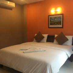 Baan Suan Ta Hotel 2* Улучшенный номер с двуспальной кроватью фото 39