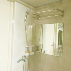 Kimchee Downtown Guesthouse - Hostel Кровать в общем номере с двухъярусной кроватью фото 13