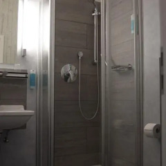 Hotel Cristall 3* Номер Комфорт с различными типами кроватей фото 14