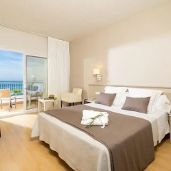 Отель & Spa Terraza Испания, Курорт Росес - 1 отзыв об отеле, цены и фото номеров - забронировать отель & Spa Terraza онлайн комната для гостей фото 4