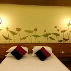 Отель Inle Inn 2* Номер Делюкс с различными типами кроватей