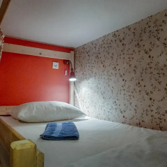 Hostel Putnik Кровать в женском общем номере