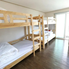 Отель Philstay Itaewon 2* Кровать в мужском общем номере с двухъярусной кроватью фото 5