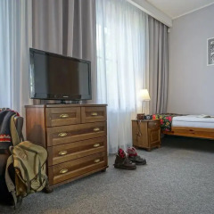 Отель Rezydencja Sienkiewiczówka 3* Стандартный номер с различными типами кроватей фото 10
