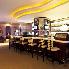 Kunshan Newport Hotel гостиничный бар