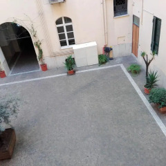 Отель Laterano White Home - Colosseo парковка