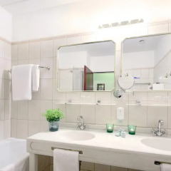 Отель Theaterhotel Wien 4* Люкс с различными типами кроватей фото 6