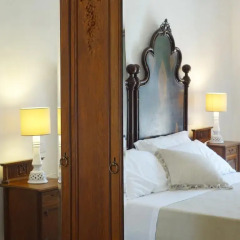 Отель Casina Bardoscia Relais Кутрофьяно сейф в номере