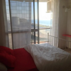 Апартаменты Shalev Apartments Тель-Авив комната для гостей фото 4