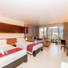 Ashlee Hub Hotel Patong 4* Номер Делюкс с двуспальной кроватью фото 9