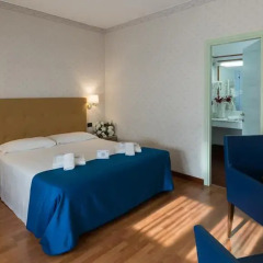 Hotel Lombardia 4* Стандартный номер с различными типами кроватей